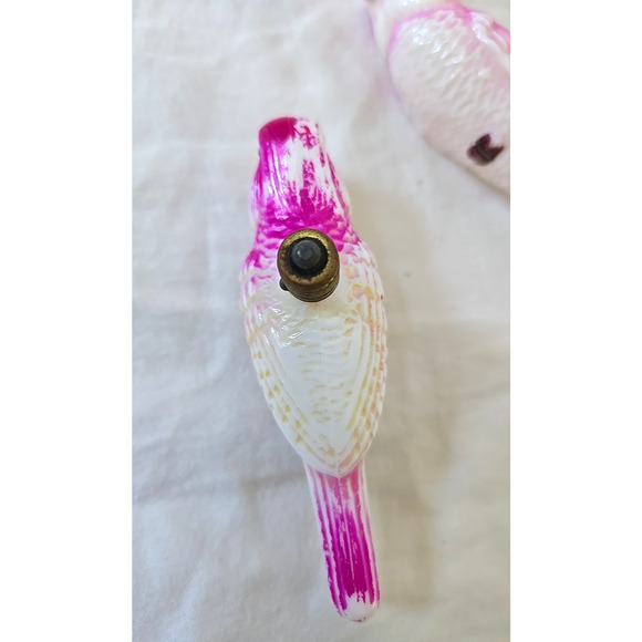 Antique Milk Glass Parakeet (set of 2) and Lantern Light Bulbs Untested - Picture 7 of 11